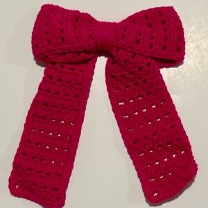 Elegant Pink Crochet Bow Hair Accessory